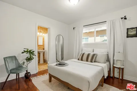 $899,000 | 6818 Varna Avenue, Van Nuys, CA 91405