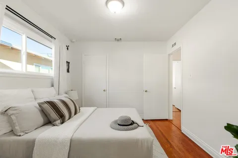 $899,000 | 6818 Varna Avenue, Van Nuys, CA 91405