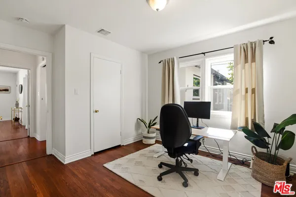 $899,000 | 6818 Varna Avenue, Van Nuys, CA 91405