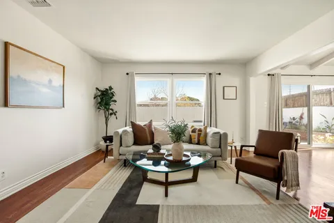 $899,000 | 6818 Varna Avenue, Van Nuys, CA 91405