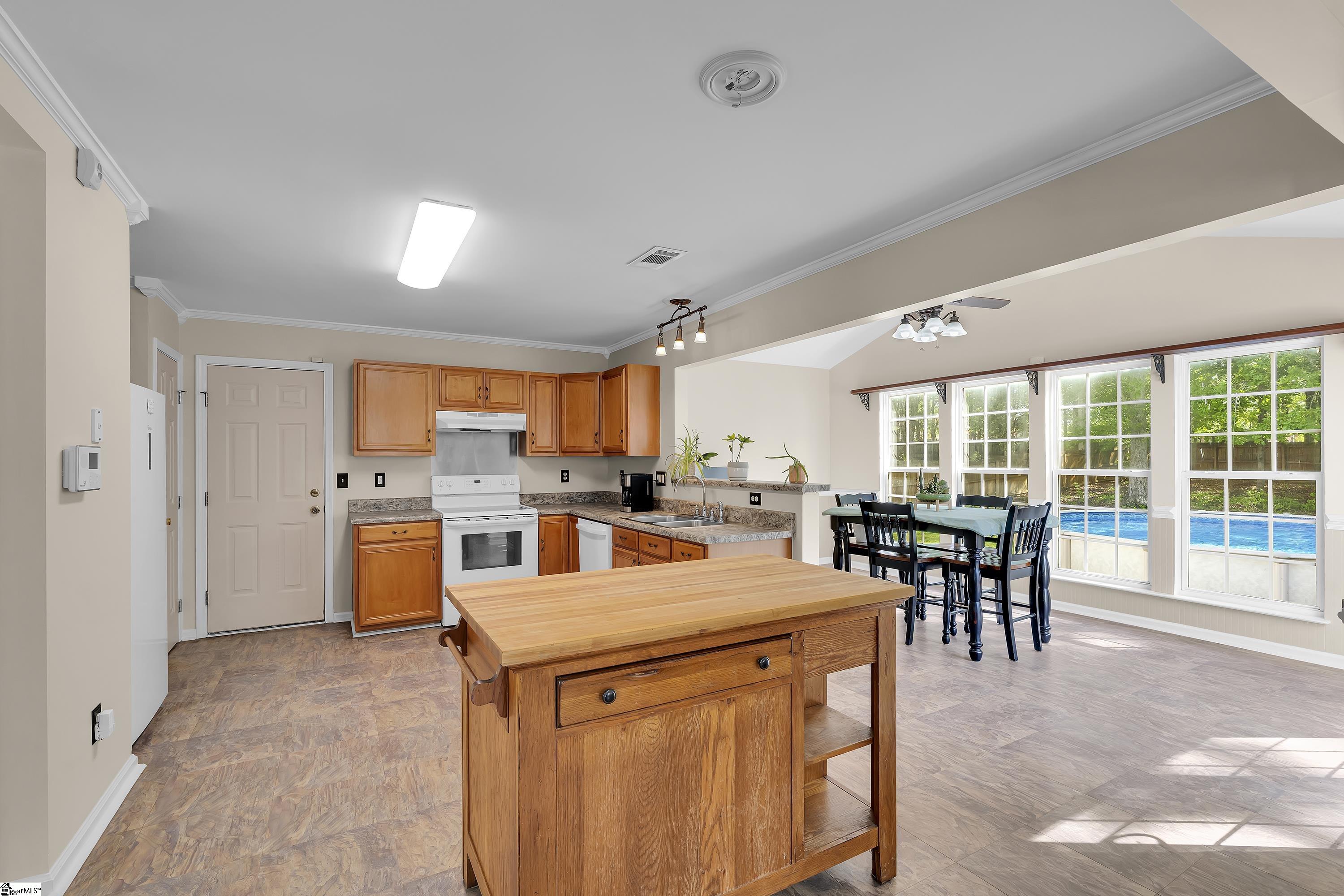 415 Scarlet Oak Drive Fountain Inn, SC 29644 - Photo 12 of 40