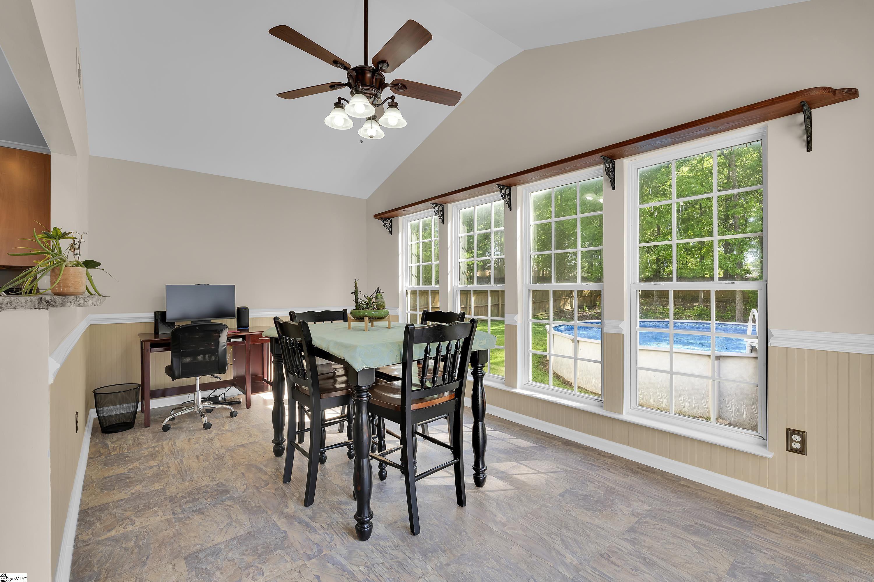 415 Scarlet Oak Drive Fountain Inn, SC 29644 - Photo 15 of 40