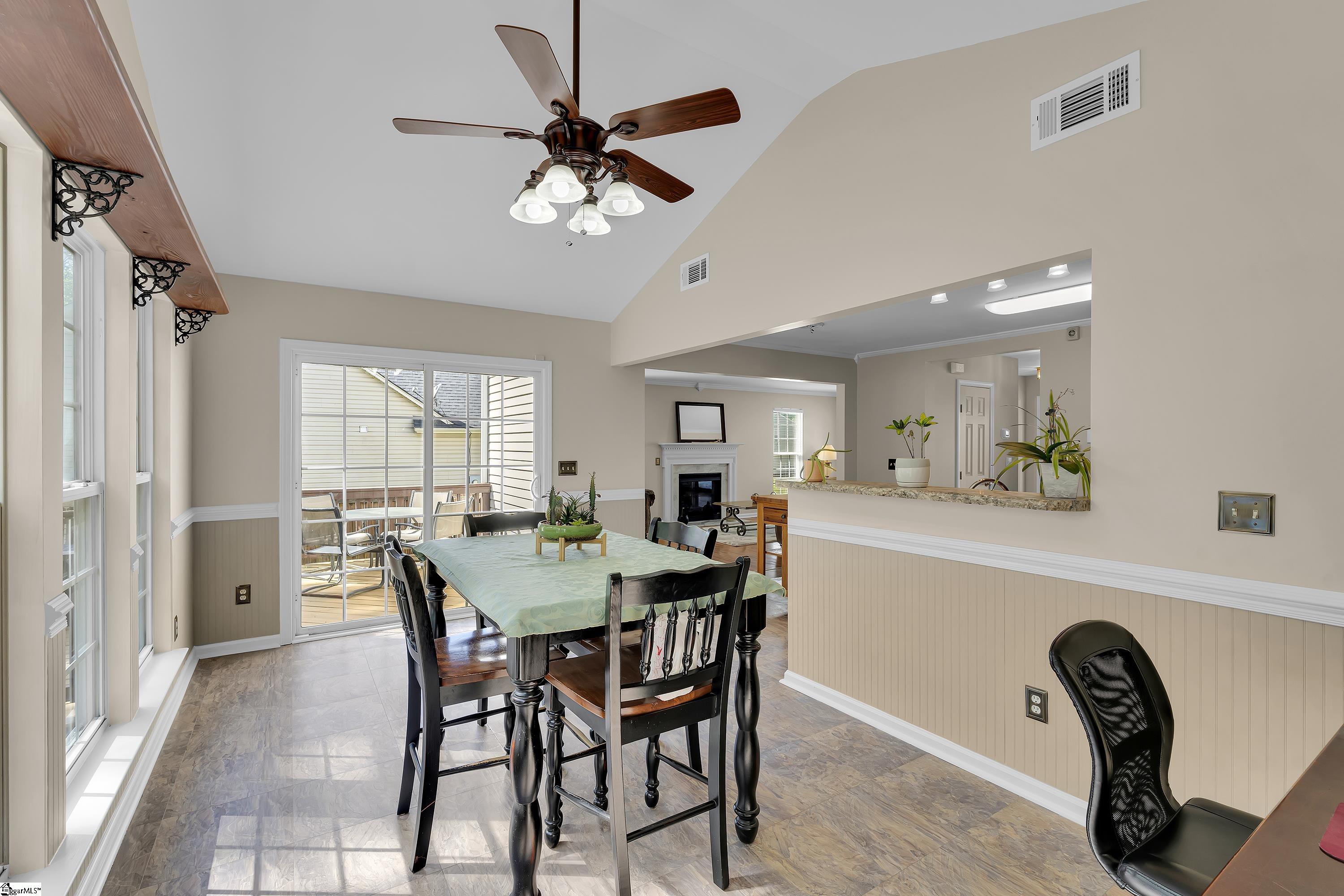 415 Scarlet Oak Drive Fountain Inn, SC 29644 - Photo 3 of 40