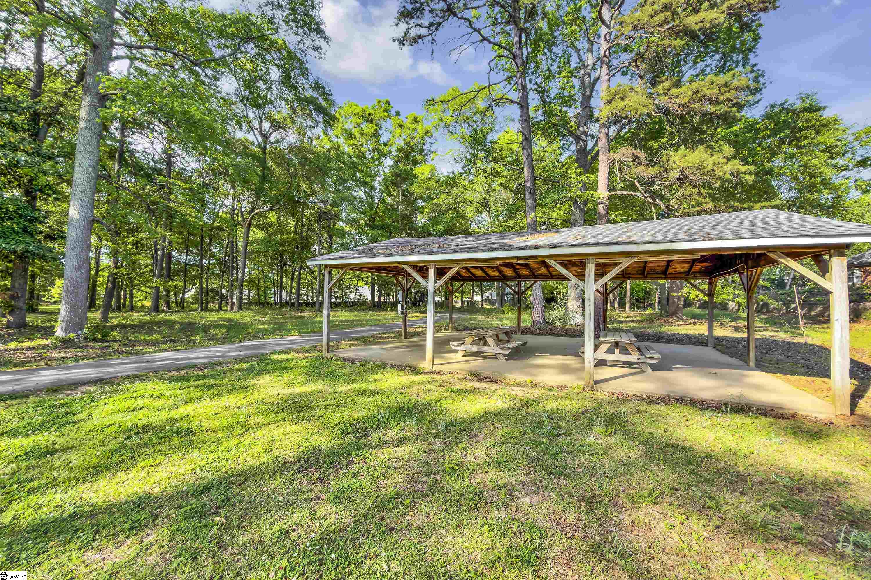 415 Scarlet Oak Drive Fountain Inn, SC 29644 - Photo 33 of 40