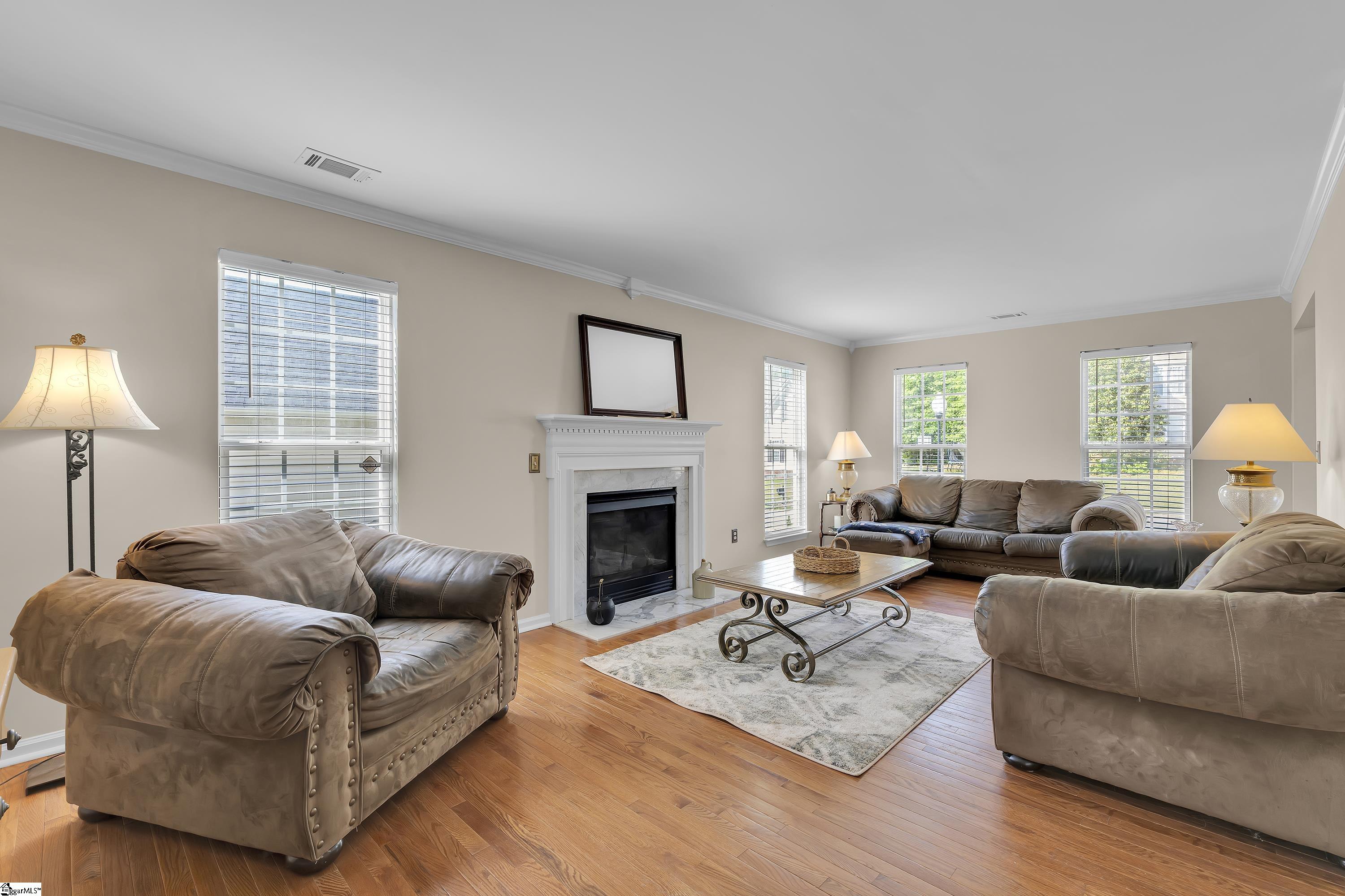 415 Scarlet Oak Drive Fountain Inn, SC 29644 - Photo 4 of 40