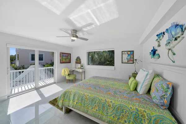$10,900,000 | 186-165 Bayview Drive, Islamorada, FL 33036