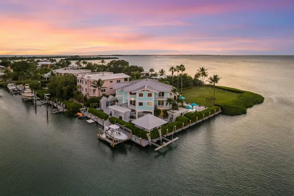 $10,900,000 | 186-165 Bayview Drive, Islamorada, FL 33036