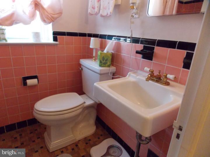 5223 North Springfield Road Clifton Heights, PA 19018 - Photo 14 of 19 Gallery Image 14