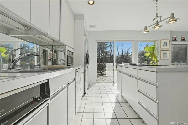 $1,900,000 | 734 Berry Court, West Hempstead, NY 11552