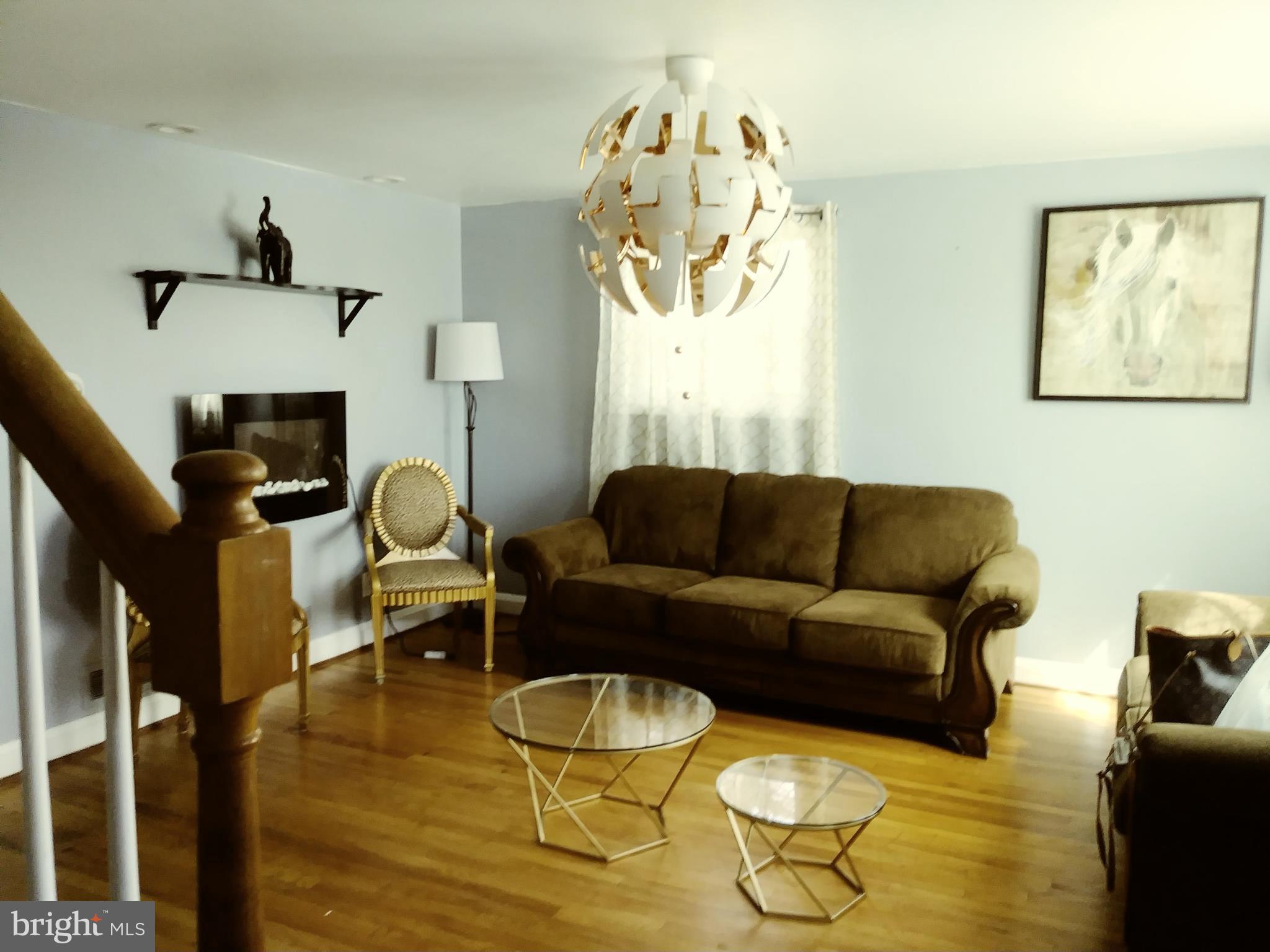 1370 Deanwood Road Baltimore, MD 21234 - Photo 2 of 25 Living room