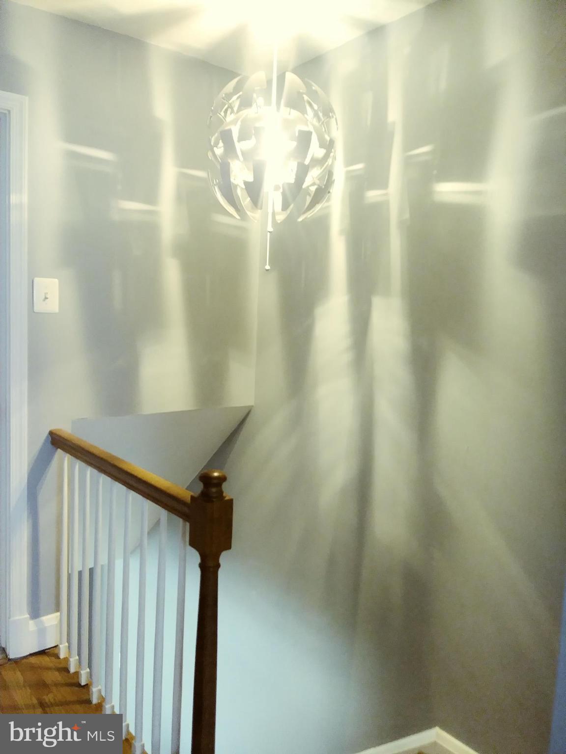 1370 Deanwood Road Baltimore, MD 21234 - Photo 15 of 25 Hallway