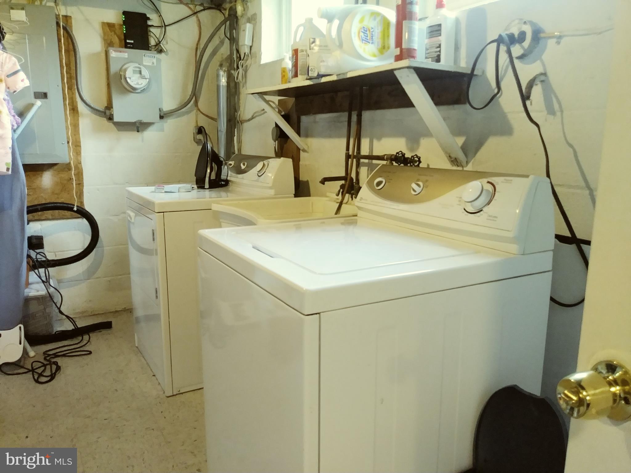 1370 Deanwood Road Baltimore, MD 21234 - Photo 24 of 25 washer dryer