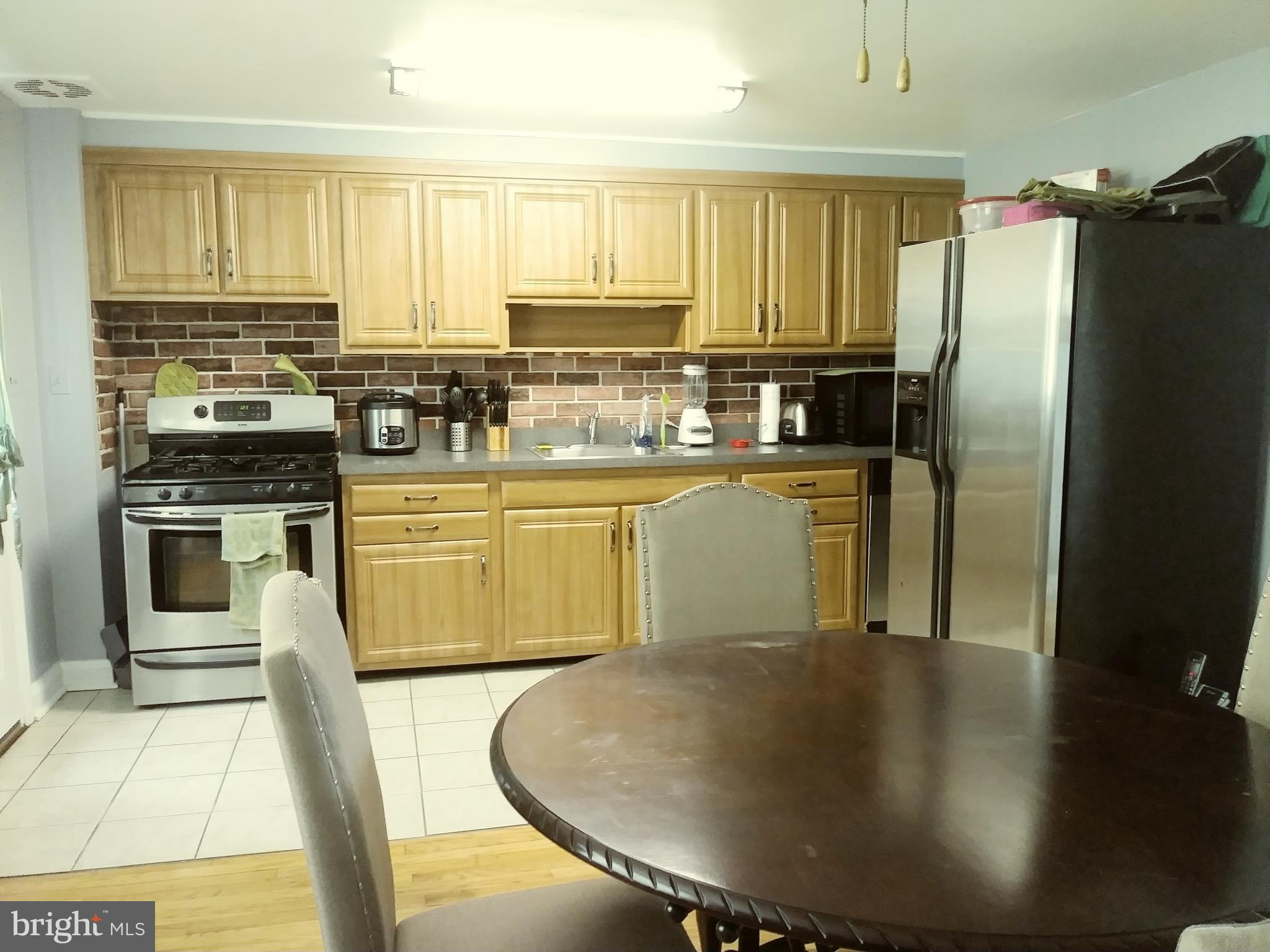 1370 Deanwood Road Baltimore, MD 21234 - Photo 7 of 25 Kitchen