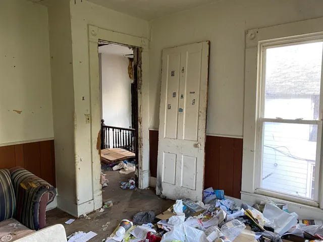 $14,900 | 2306 South Washington Street, Marion, IN 46953