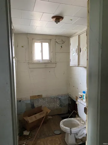 $14,900 | 2306 South Washington Street, Marion, IN 46953