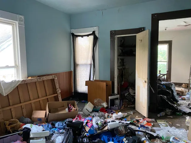 $14,900 | 2306 South Washington Street, Marion, IN 46953