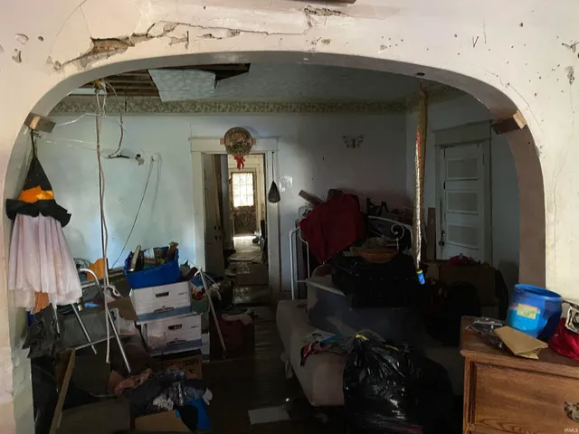 $14,900 | 2306 South Washington Street, Marion, IN 46953