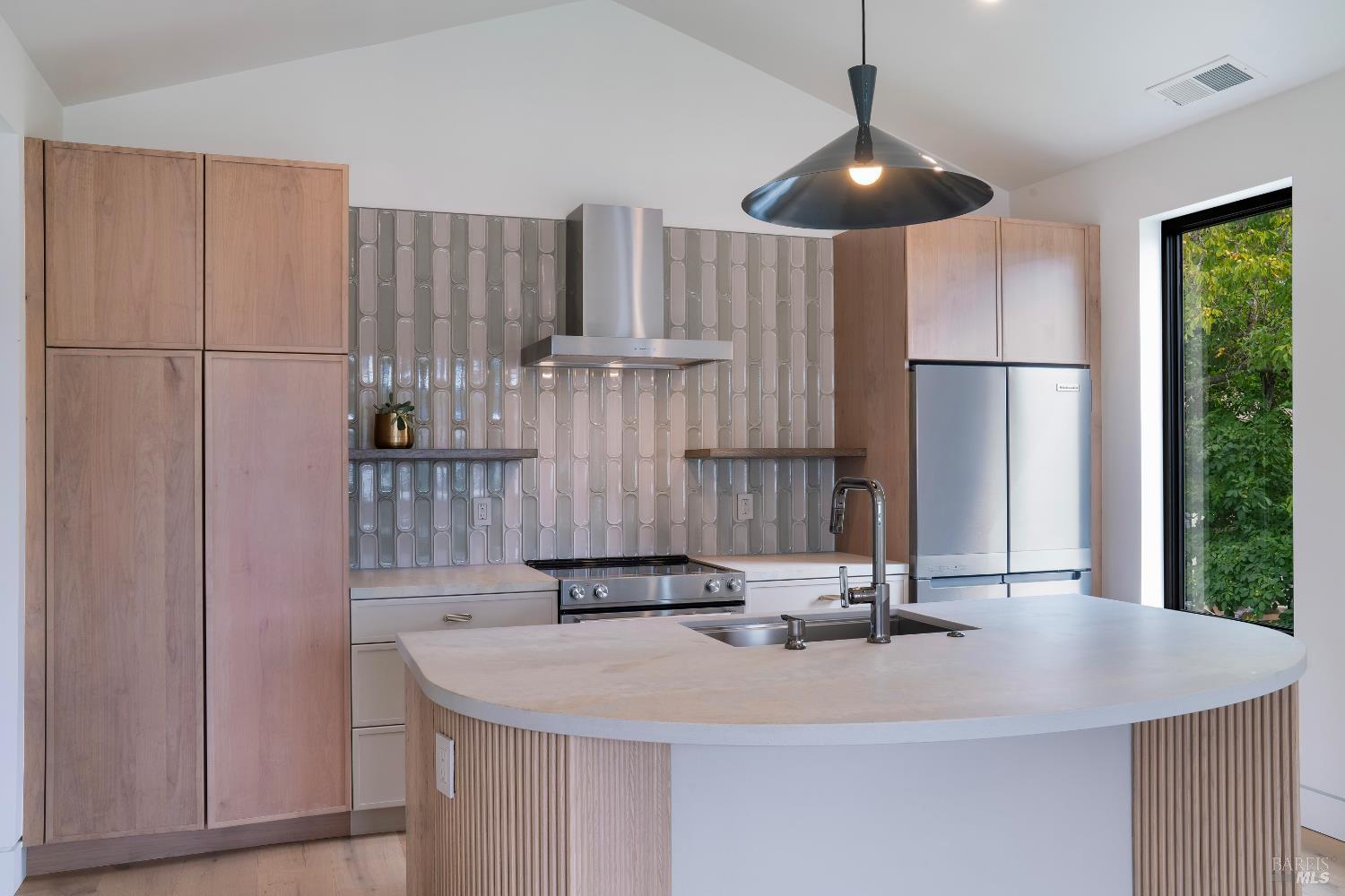 983 Grove Street Healdsburg, CA 95448 - Photo 27 of 48