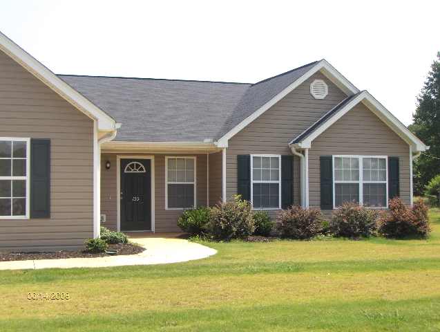 155 Ponder Road Greer, SC 29651 - Photo 3 of 25 Gallery Image 3