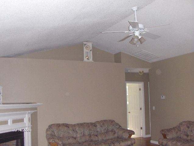 155 Ponder Road Greer, SC 29651 - Photo 10 of 25 Gallery Image 10
