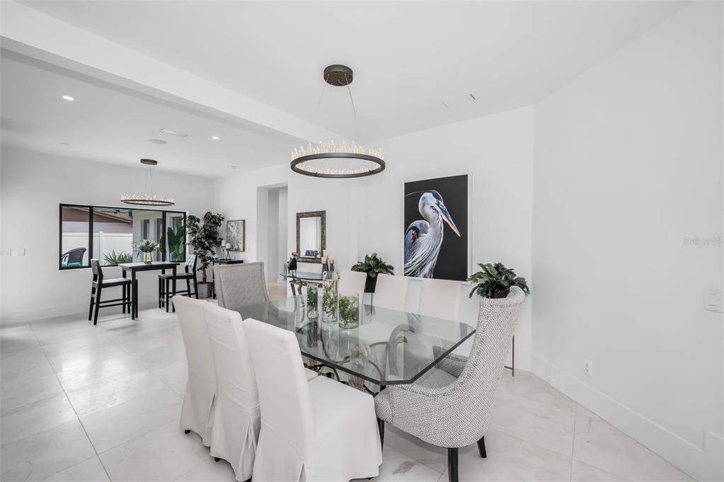 2521 Lake Ellen Drive Tampa, FL 33618 - Photo 15 of 73