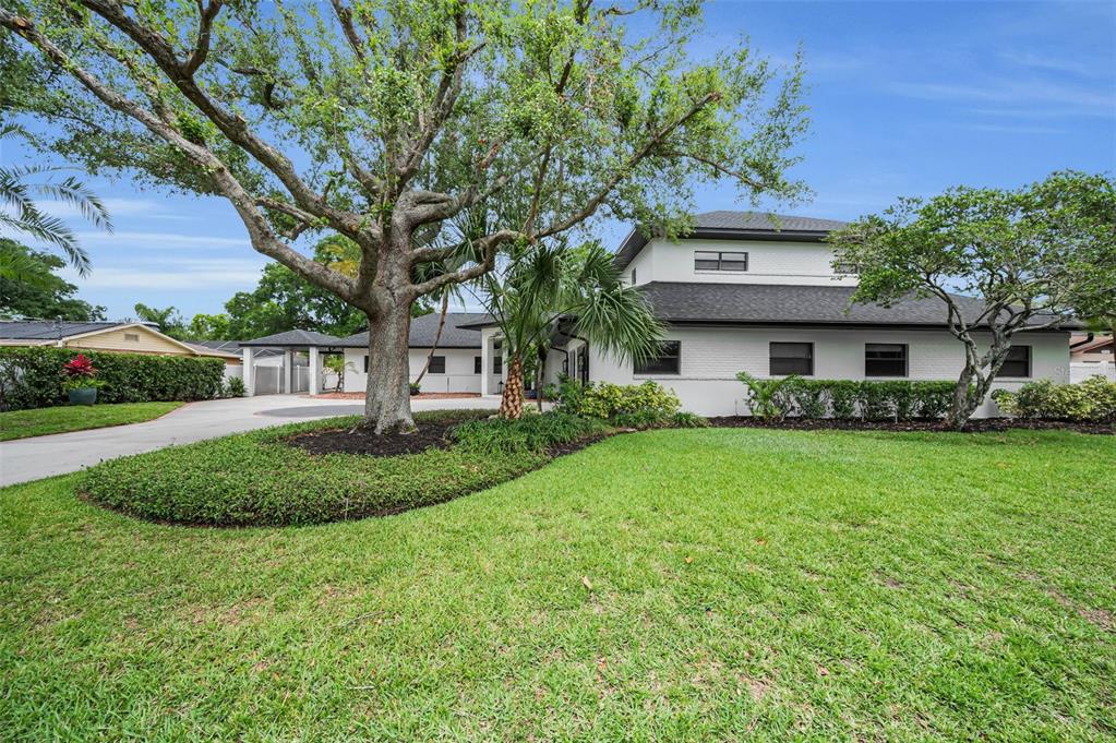 2521 Lake Ellen Drive Tampa, FL 33618 - Photo 3 of 73
