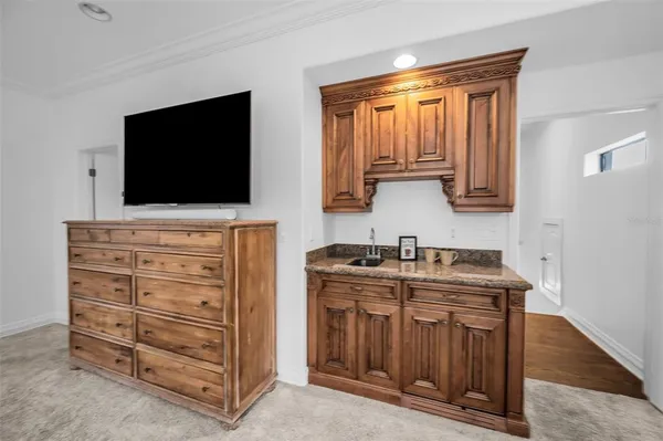 $1,000,000 | 2521 Lake Ellen Drive, Tampa, FL 33618
