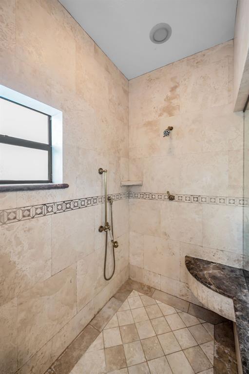 2521 Lake Ellen Drive Tampa, FL 33618 - Photo 45 of 73