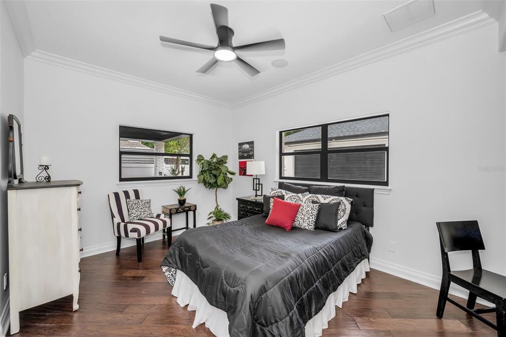2521 Lake Ellen Drive Tampa, FL 33618 - Photo 52 of 73