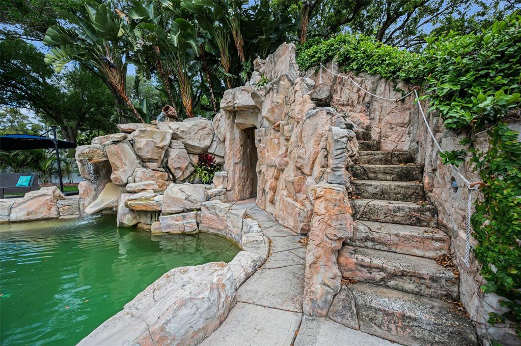 2521 Lake Ellen Drive Tampa, FL 33618 - Photo 60 of 73