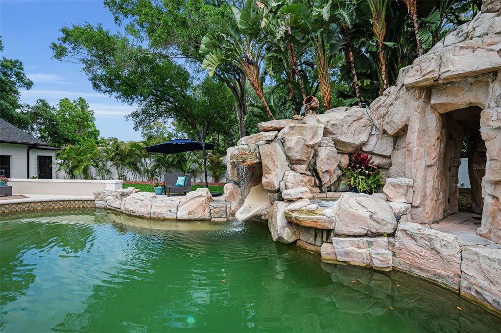 2521 Lake Ellen Drive Tampa, FL 33618 - Photo 61 of 73