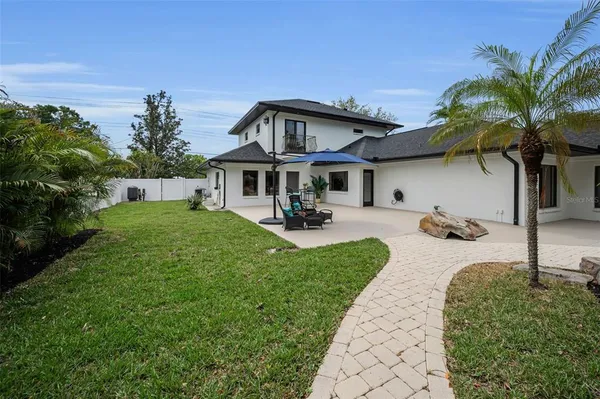 $1,000,000 | 2521 Lake Ellen Drive, Tampa, FL 33618