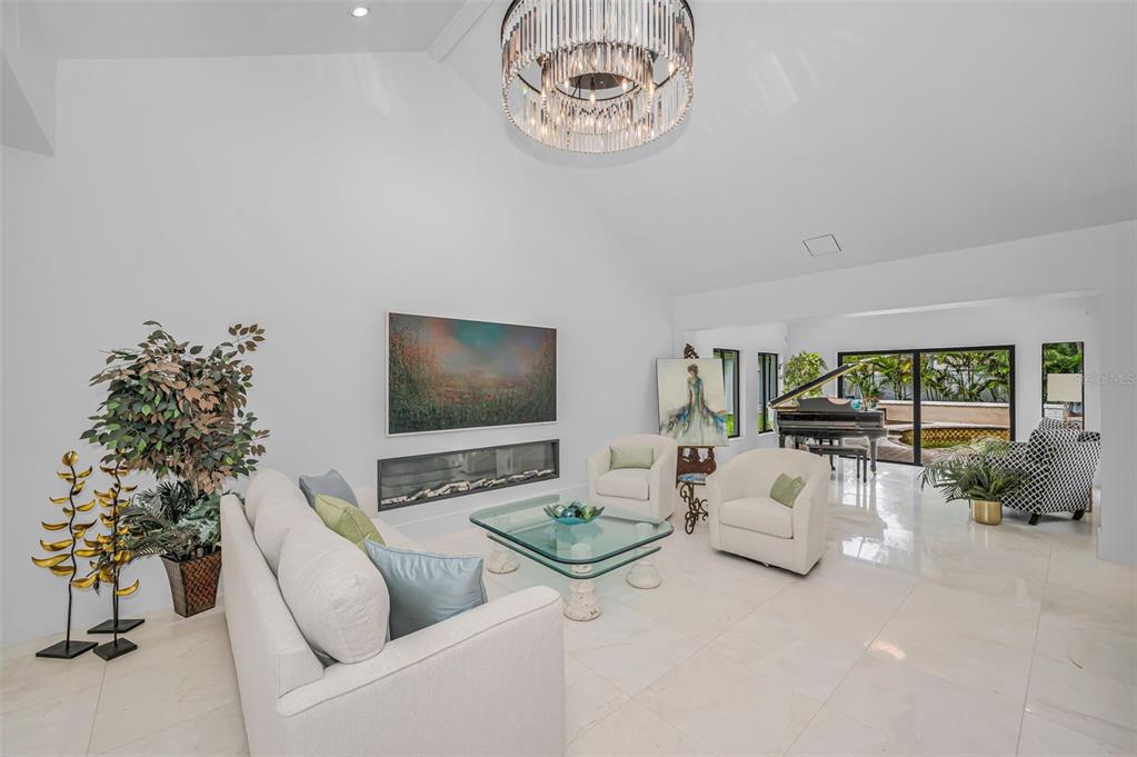 2521 Lake Ellen Drive Tampa, FL 33618 - Photo 7 of 73
