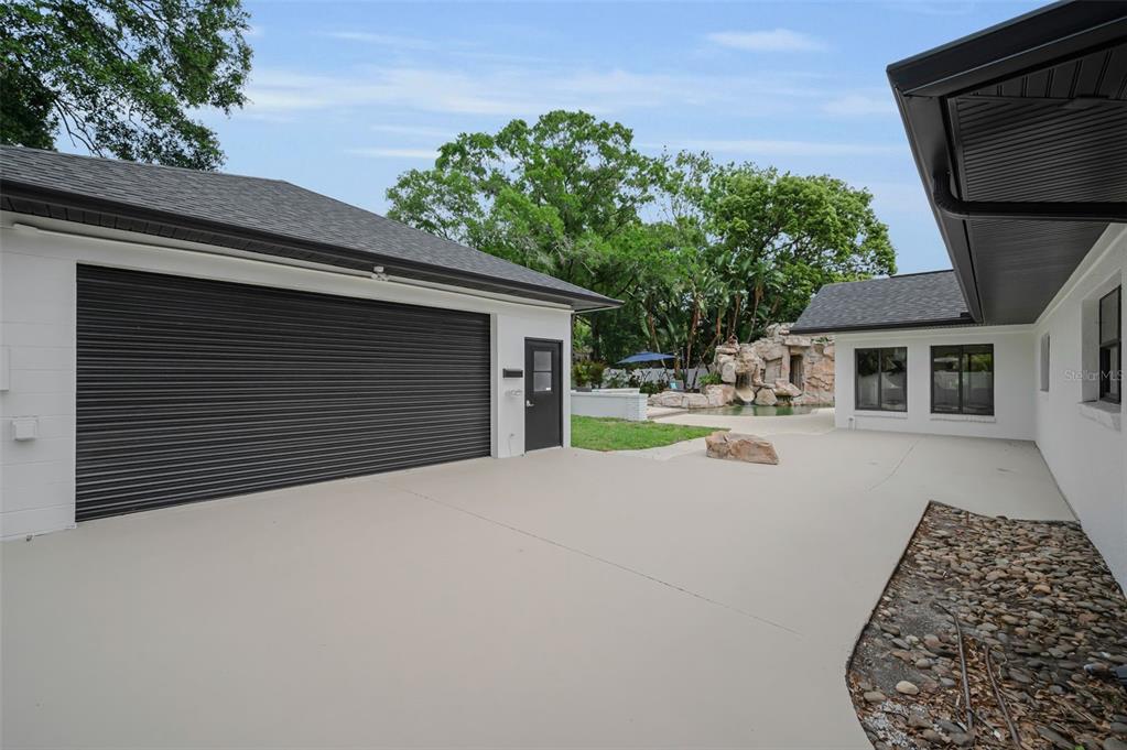 2521 Lake Ellen Drive Tampa, FL 33618 - Photo 71 of 73