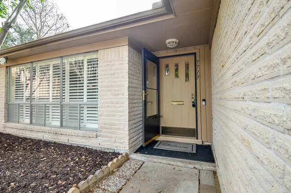 $2,195 | 7719 Lacy Hill Drive, Houston, TX 77036