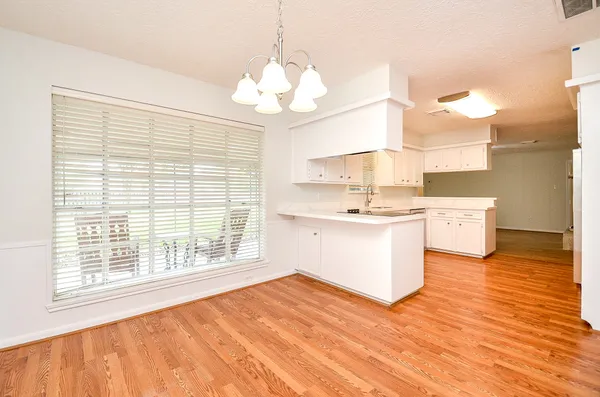 $2,195 | 7719 Lacy Hill Drive, Houston, TX 77036