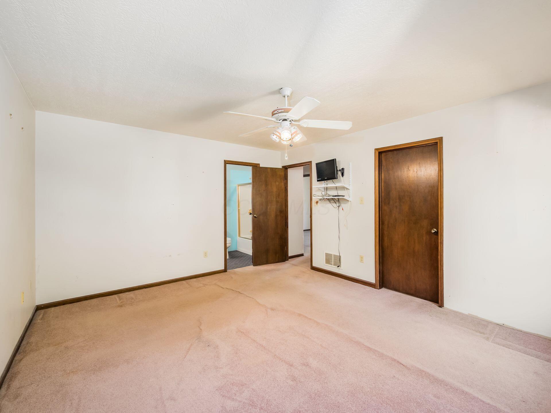 2084 Bunty Station Road Delaware, OH 43015 - Photo 28 of 49