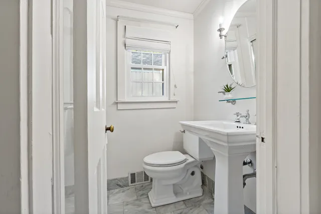 $599,000 | 12 Flanders Road, Stonington, CT 06378