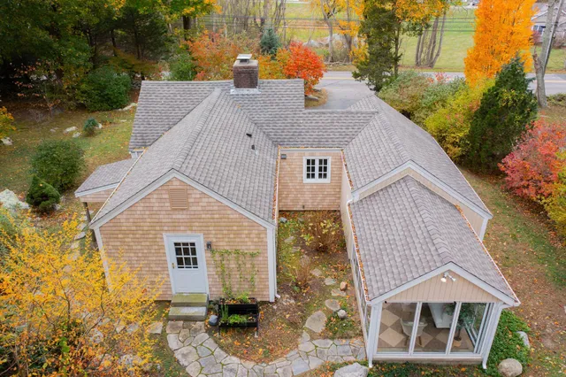 $599,000 | 12 Flanders Road, Stonington, CT 06378