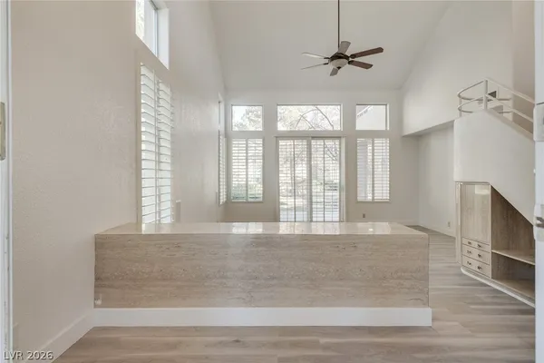 $2,595 | 4992 Crooked Stick Way, Las Vegas, NV 89113