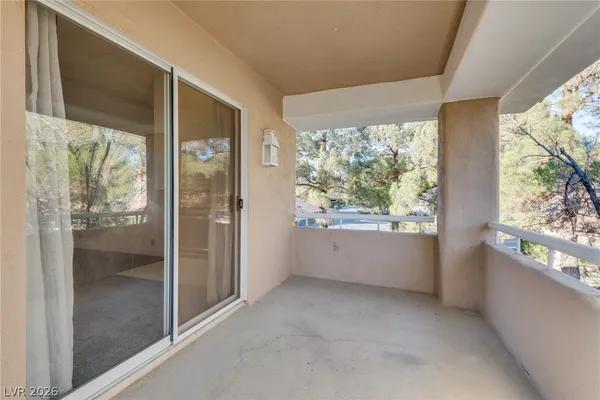 $2,595 | 4992 Crooked Stick Way, Las Vegas, NV 89113