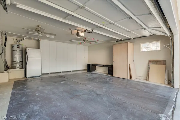 $2,595 | 4992 Crooked Stick Way, Las Vegas, NV 89113