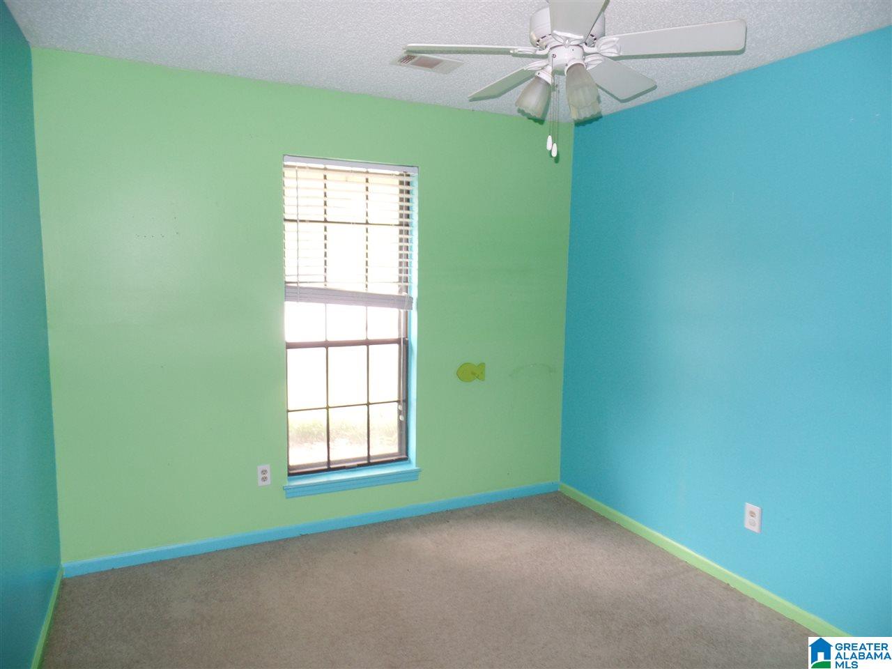 100 Dolphin Court Alabaster, AL 35007 - Photo 5 of 14