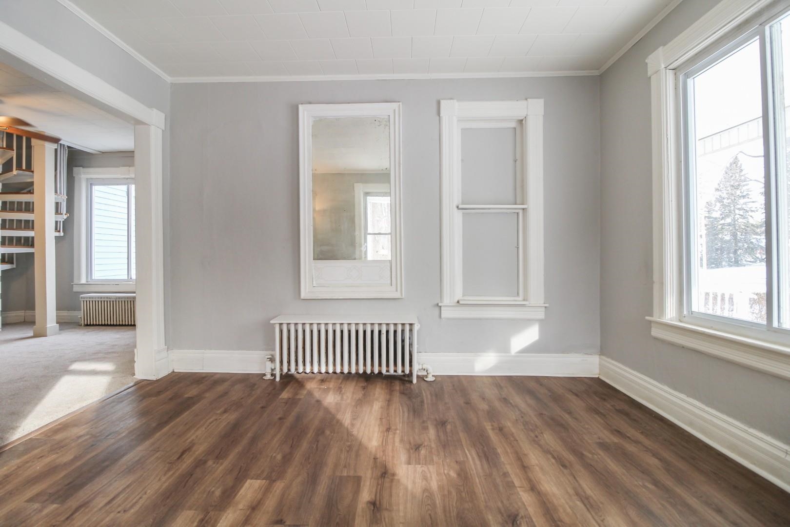 407 South Jackson Street Waterloo, WI 53594 - Photo 11 of 57