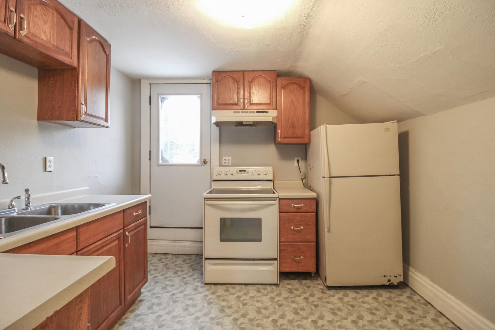 407 South Jackson Street Waterloo, WI 53594 - Photo 39 of 57