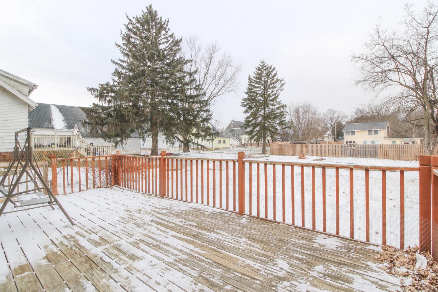 407 South Jackson Street Waterloo, WI 53594 - Photo 49 of 57