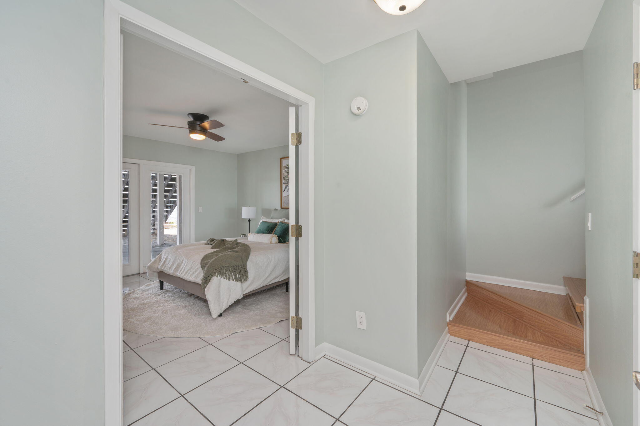 3 Bayshore Point Valparaiso, FL 32580 - Photo 40 of 70 a bedroom with a bed and a couch