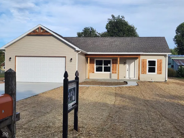 $329,900 | 1309 North 8th Street, Elwood, IN 46036