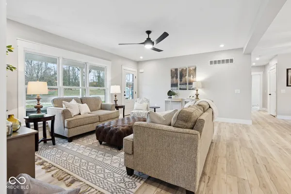 $329,900 | 1309 North 8th Street, Elwood, IN 46036