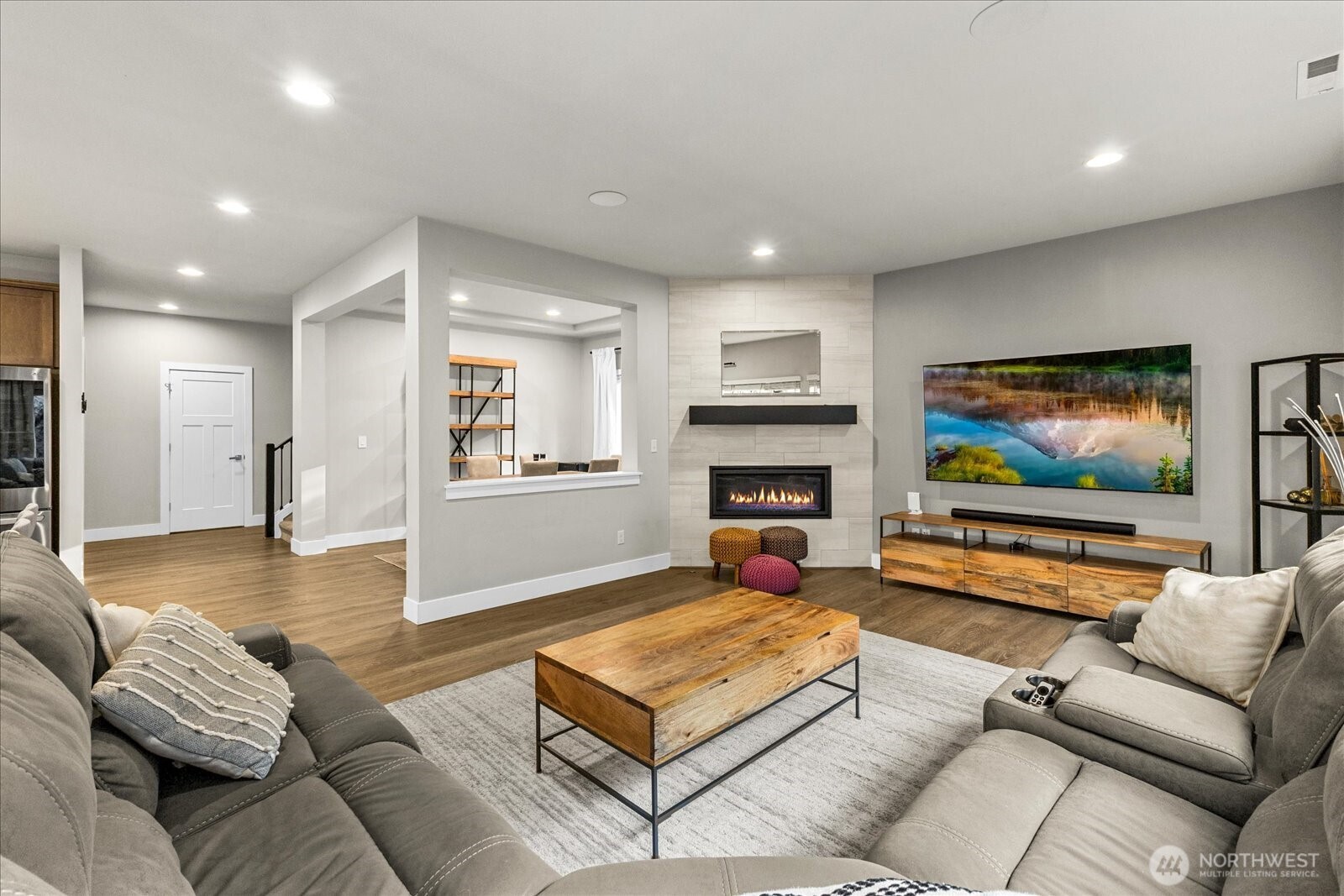 3501 226th Place Southeast Bothell, WA 98021 - Photo 3 of 30